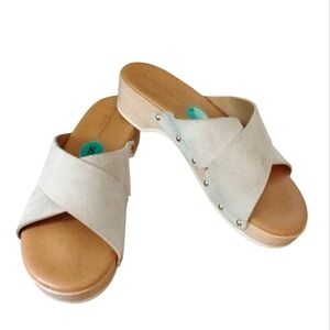 Donna Toscana Italian Clog Sandals Size 8 Platform Suede Wooden Slides